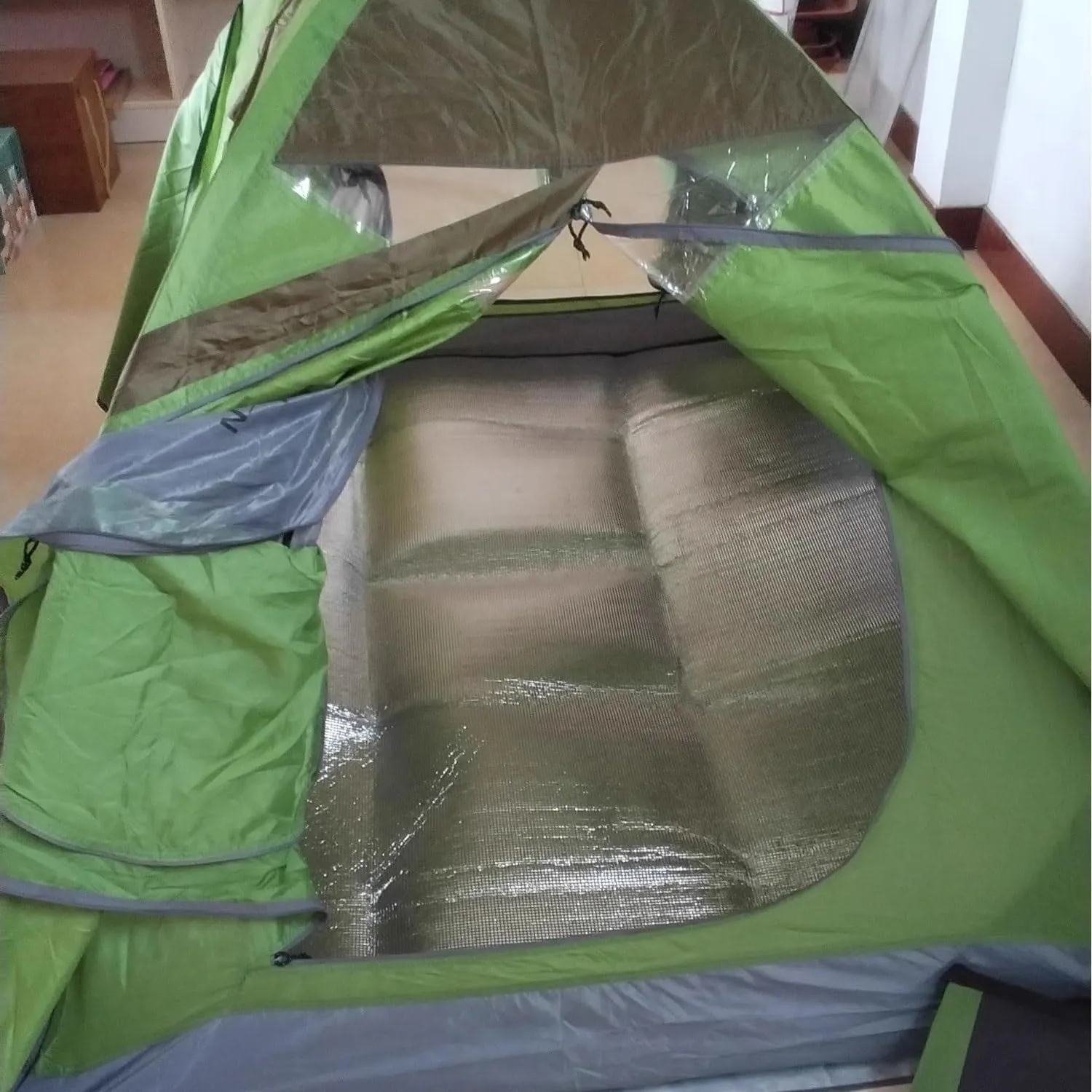 200 X 150 cm Camping Aluminum Sleeping Foam Mat, Almohadilla de Espuma de Aluminio de Doble Cara a Prueba de Humedad Impermeable y Aislante