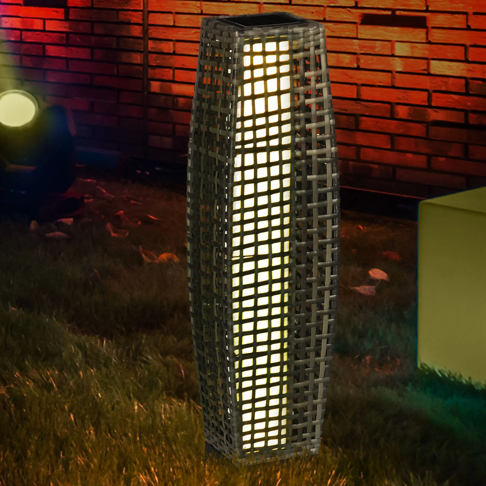 Auto-On/Off LED Solar Pathway Light for Garden, Lawn, Driveway & Porch, Gray