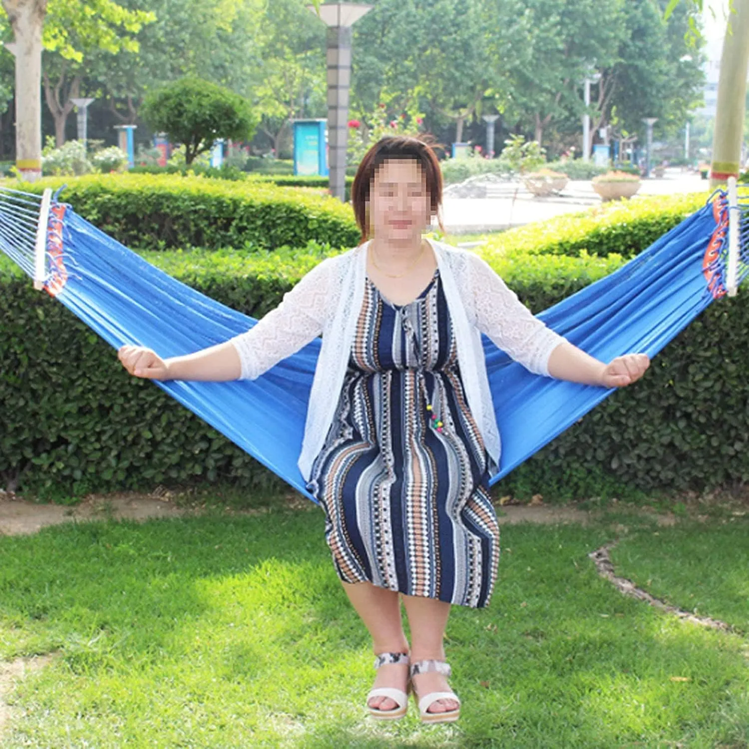 Camping Hammock Bed Hanging Camping Hammock Breathable Casual Mesh Lightweight Nylon Camping for Indoor Outdoor Travel Hiking Beach Hammock Swing (Color : Blue)