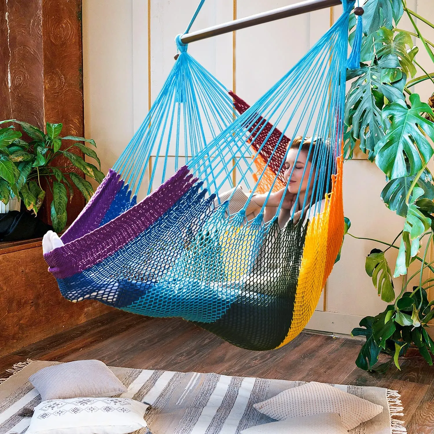 Caribbean Hammock Swing Chair with Spreader Bar, Large Hammock Chair, Hand Craft Rope Hanging Chair Outdoor, Indoor, Bedroom, 330lbsWeight Capacity, Rainbow