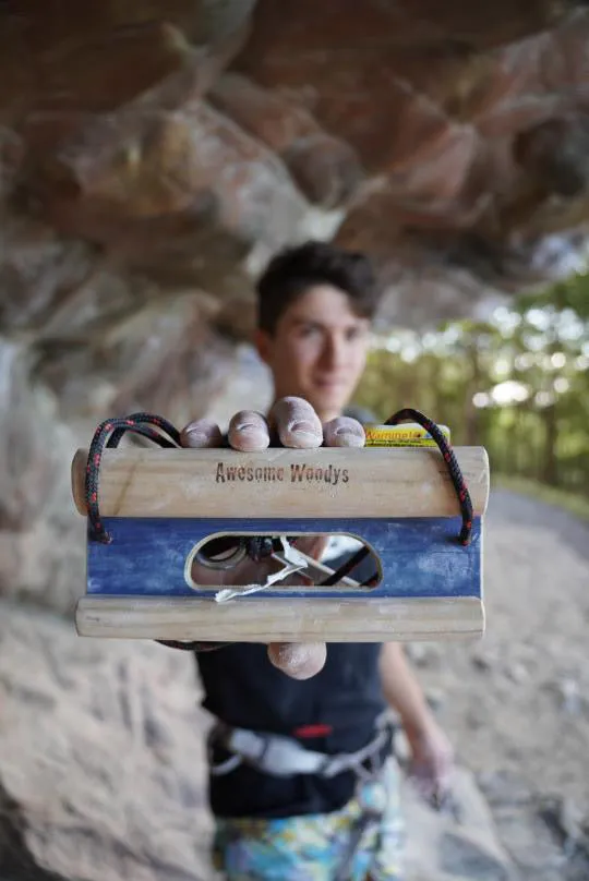 Cliff Board Petite - Portable Hangboard System