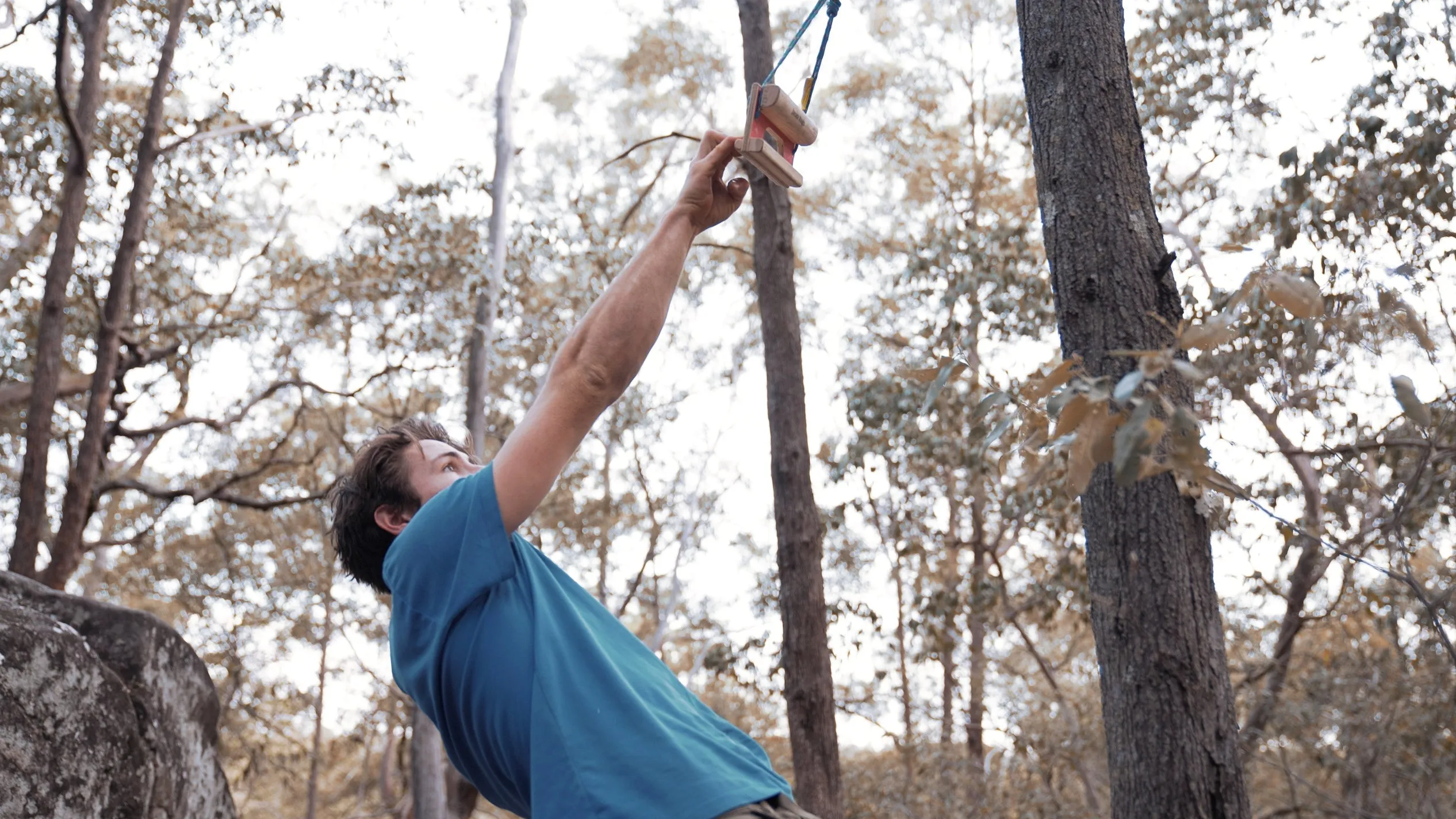 Cliff Board Petite - Portable Hangboard System