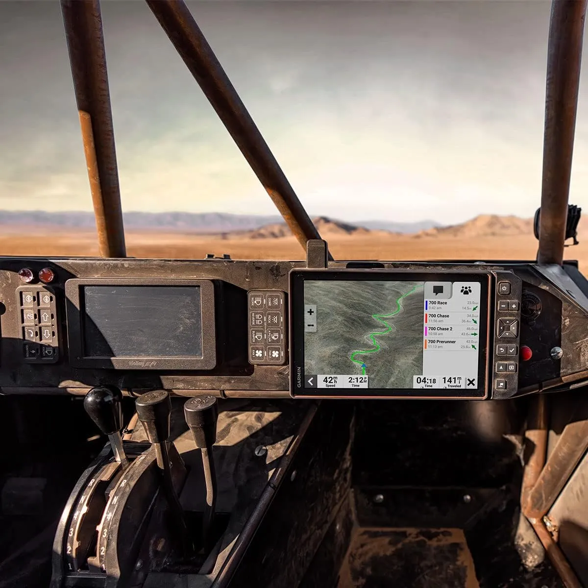 Garmin Tread XL Baja Race 10” Powersport Navigator Bundle - High-Performance Off-Road GPS ATV Navigator, Touchscreen Display with PlayBetter 5000mAh Portable Charger