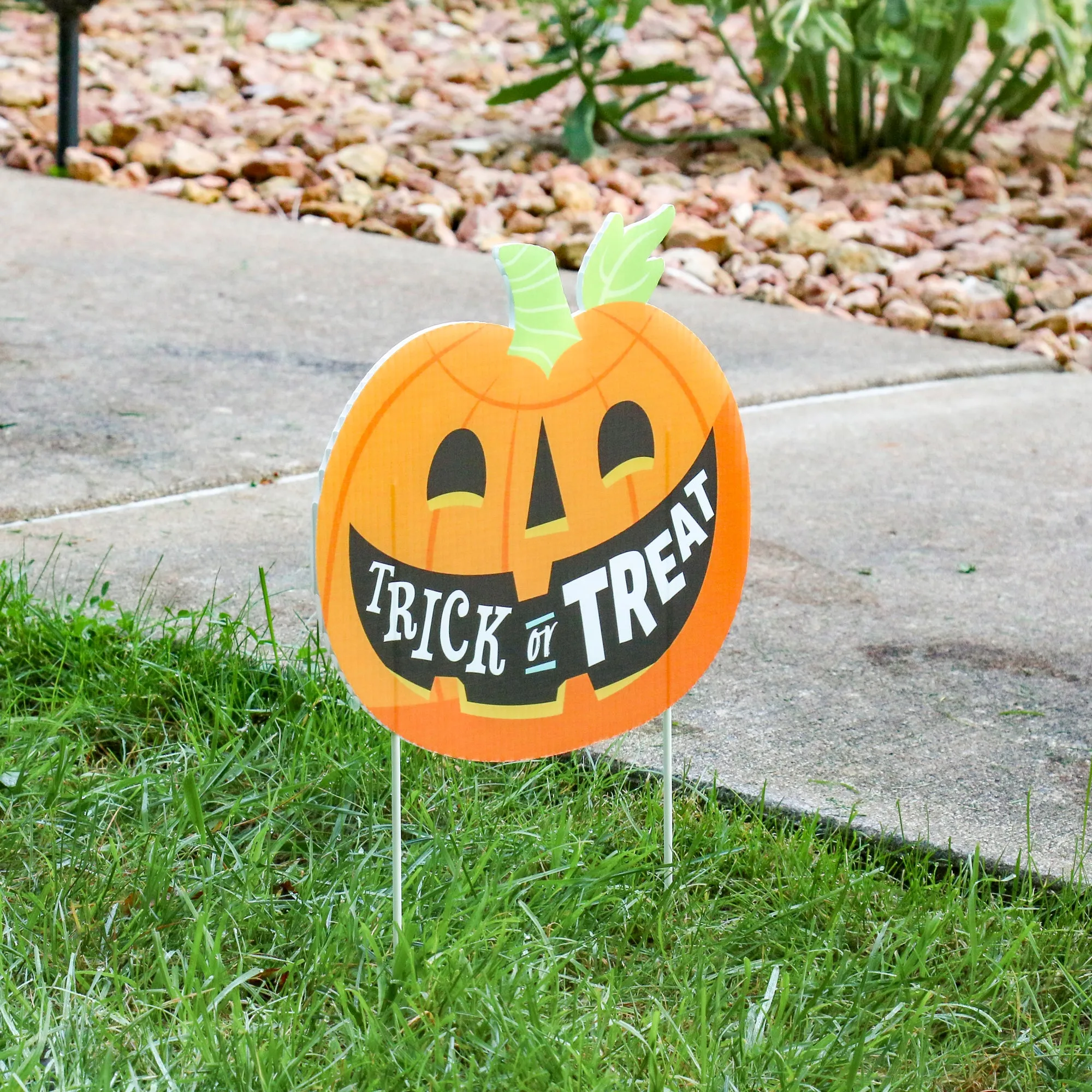 Jack-O'-Lantern Halloween - Black Cat, Ghost, Skull and Witch Hat Lawn Decorations - Outdoor Kids Halloween Party Yard Decorations - 10 Piece