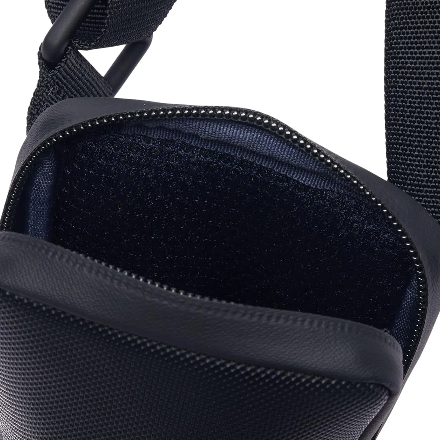 Lacoste Men's LCST Smartphone Holder, Black, One Size