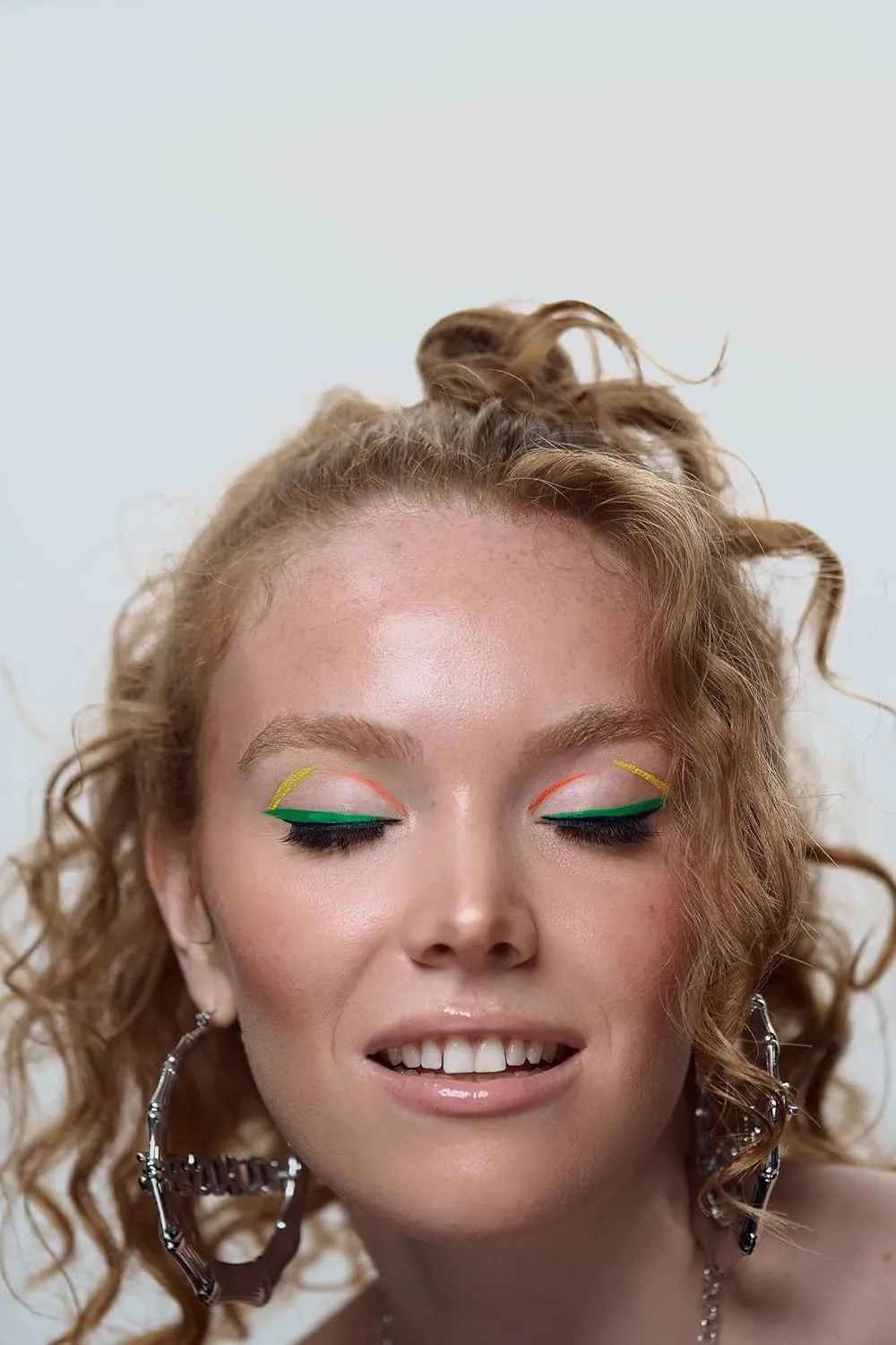 UV Paint Liners, Vegan Formulation and Bold Pigments (Fire)